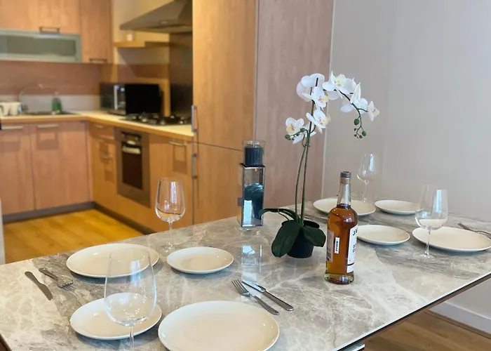 Luxe In The Heart Of Lägenhet