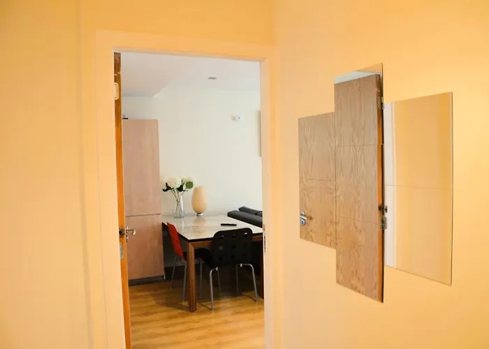 Luxe In The Heart Of * Dublino